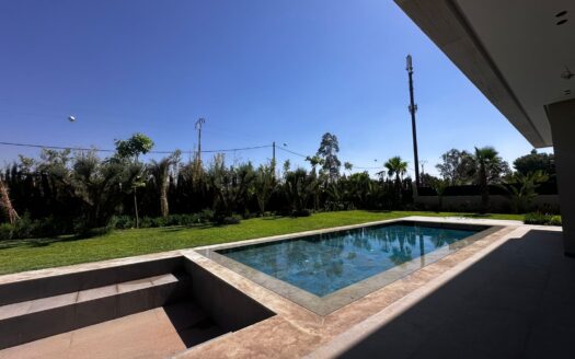 Villa contemporaine à vendre sur la route de Tahanaout