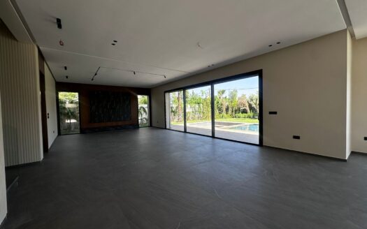 Villa contemporaine à vendre sur la route de Tahanaout