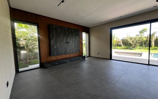 Villa contemporaine à vendre sur la route de Tahanaout