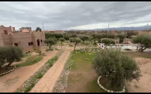 Villa à vendre sur la Route d’Ourika avec VNA