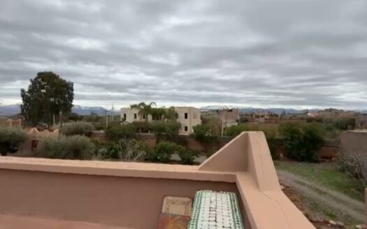 Villa à vendre sur la Route d’Ourika avec VNA
